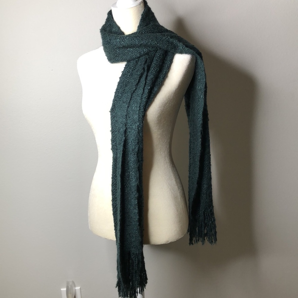 The Limited Scarf